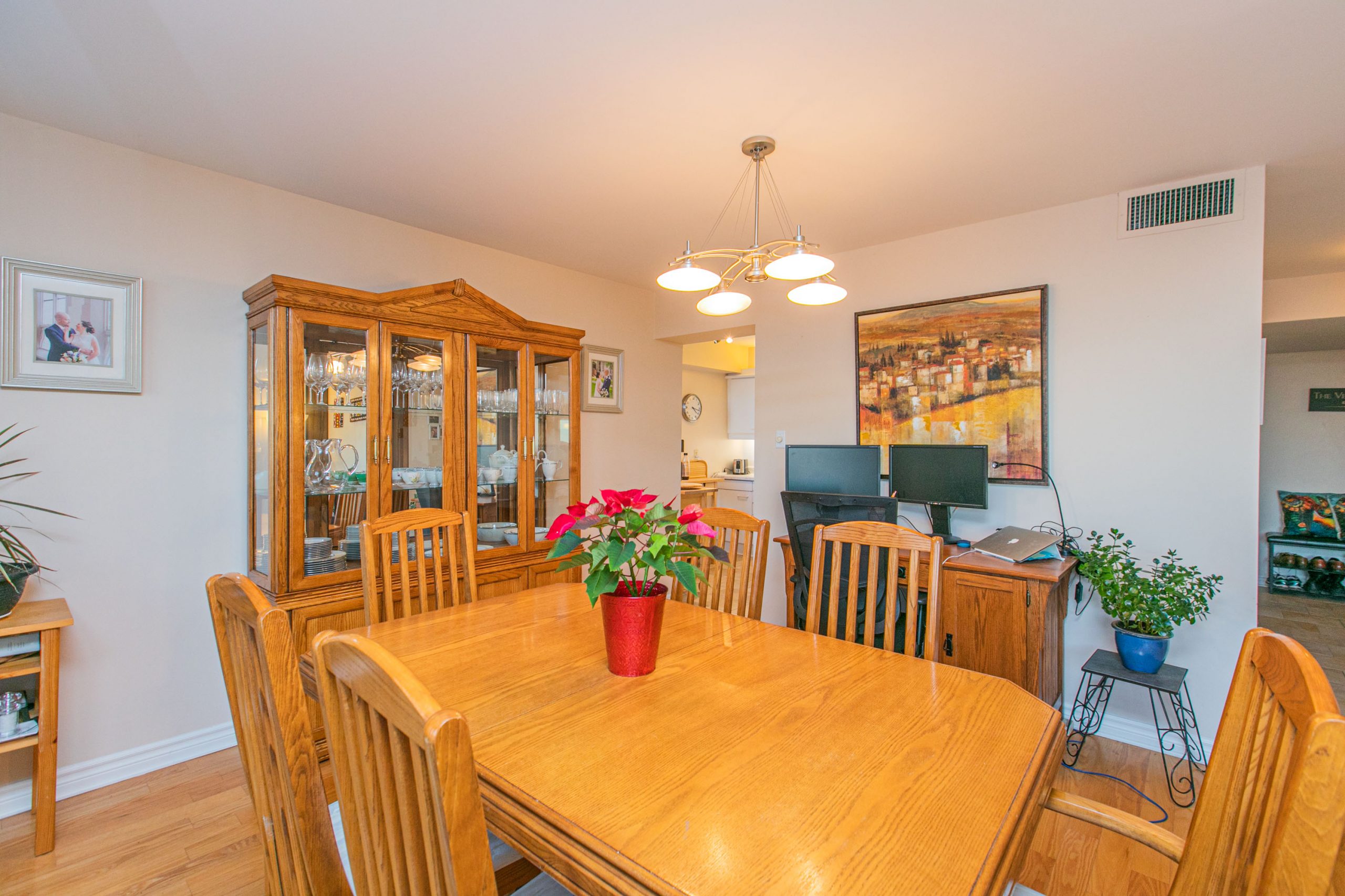 44 EMMERSON AVE #604 11