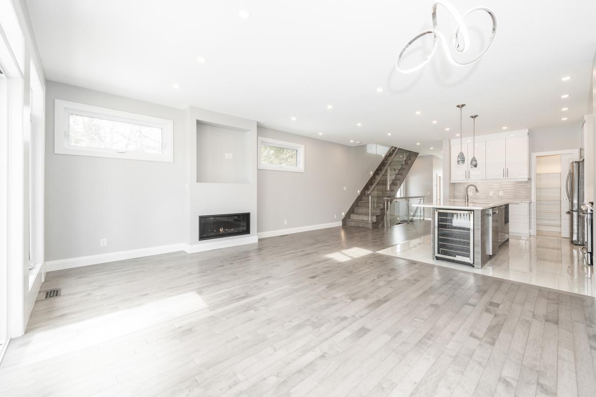 331 ATHLONE AVE 13
