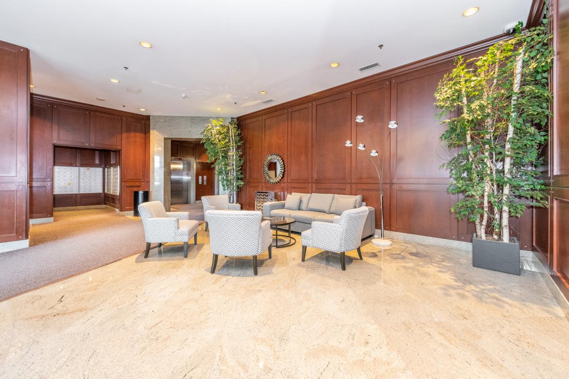 234 Rideau Street #510 3