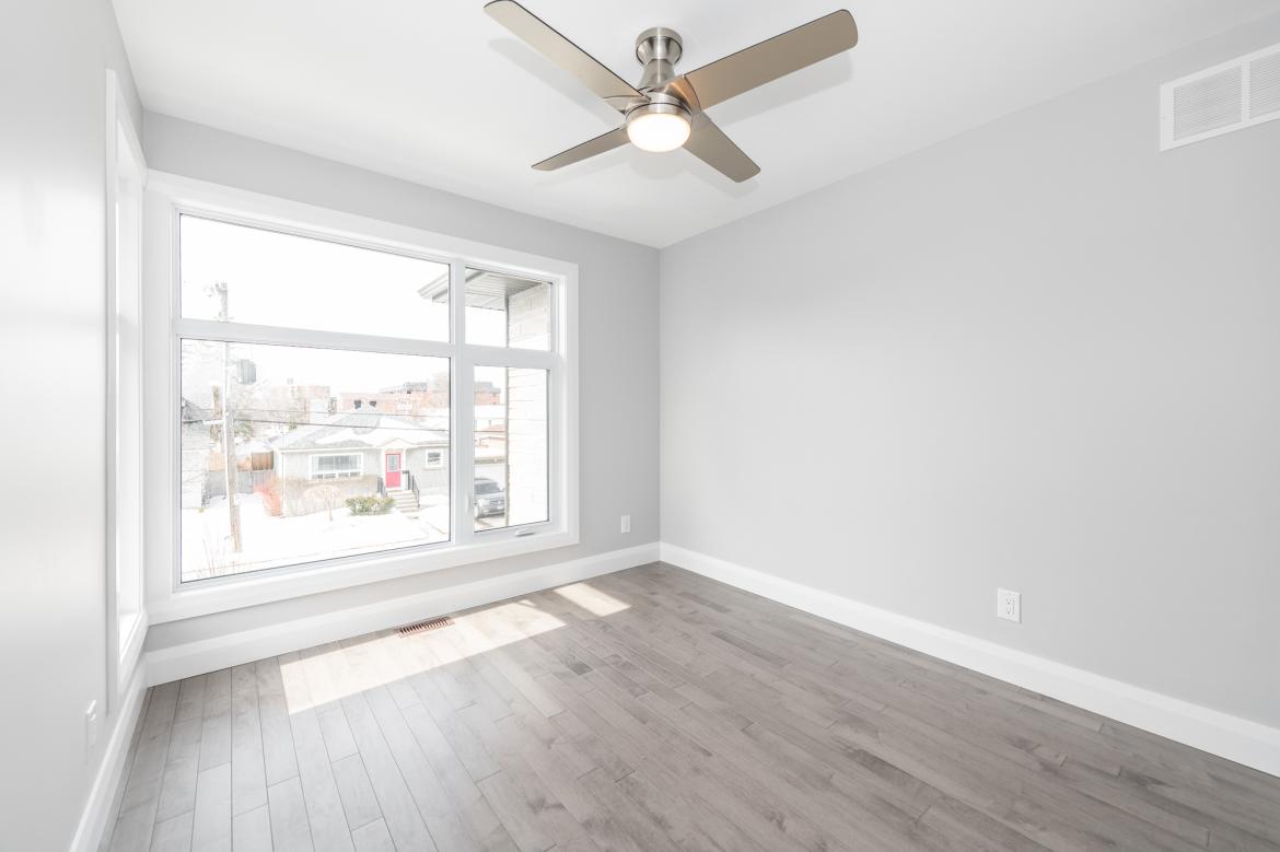 331 ATHLONE AVE 35