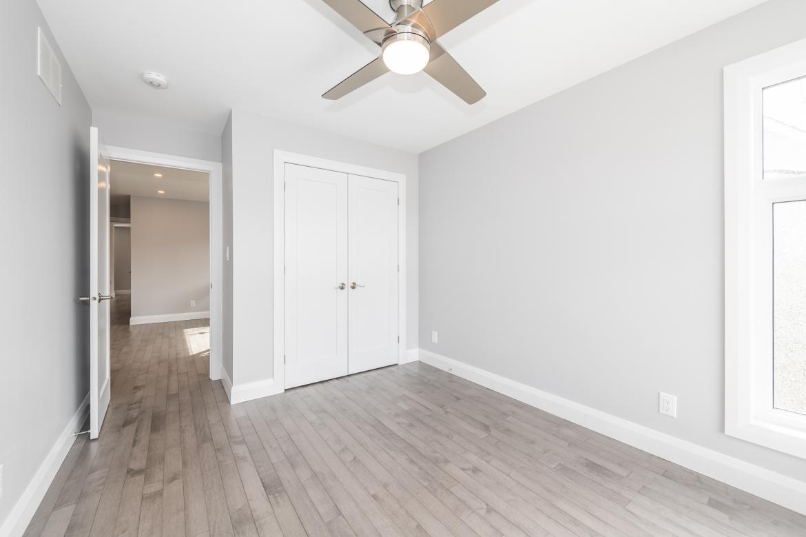 331 ATHLONE AVE 36