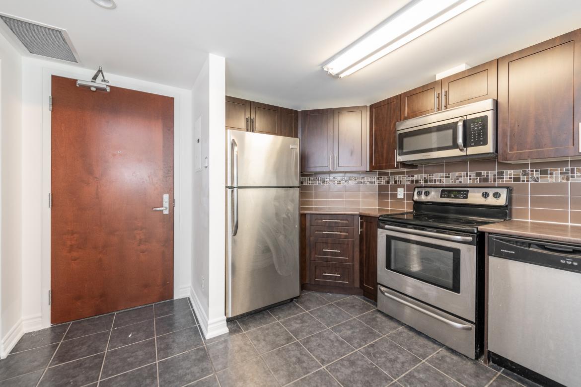 234 Rideau Street #510 4