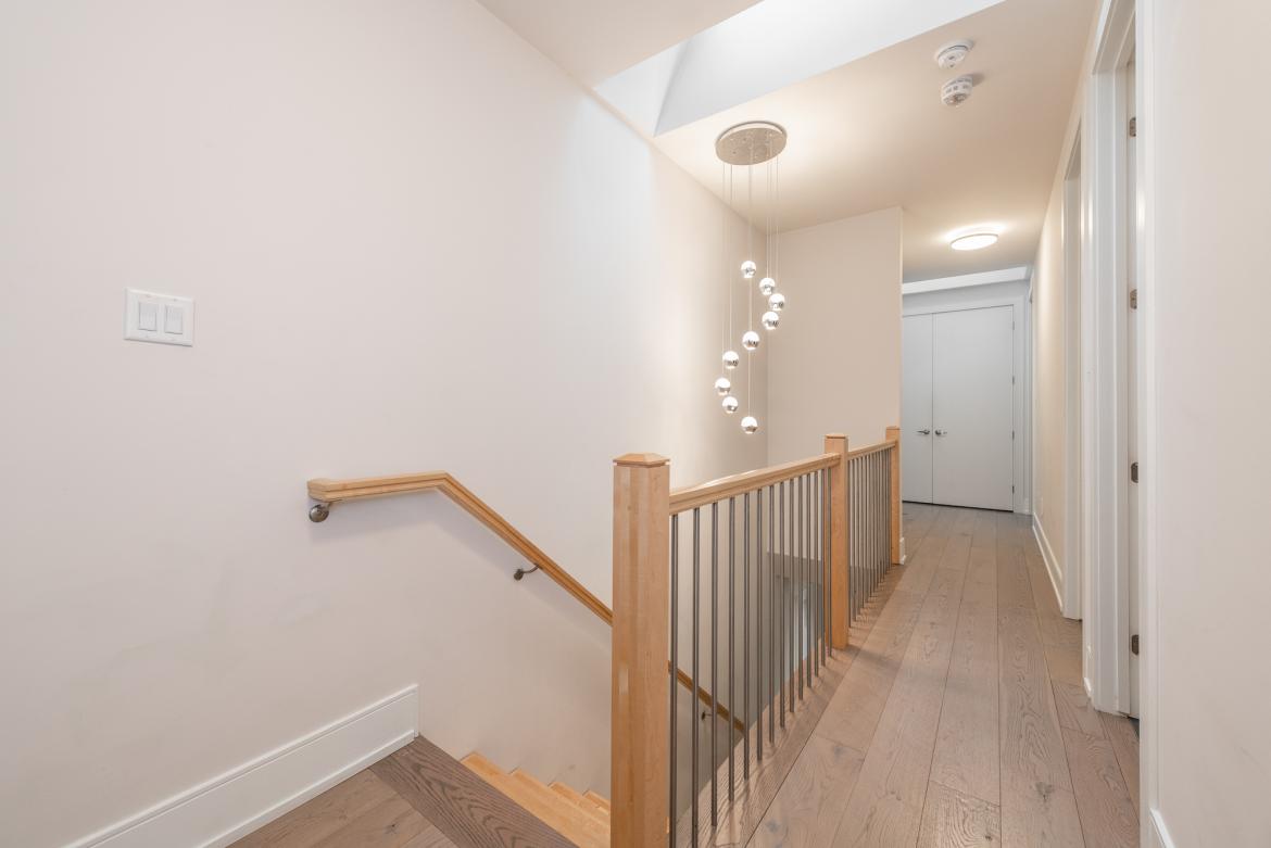 246 Westhaven Cres 13