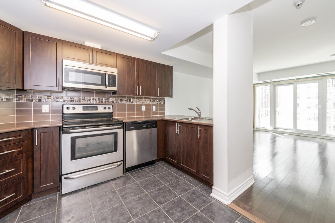 234 Rideau Street #510 5