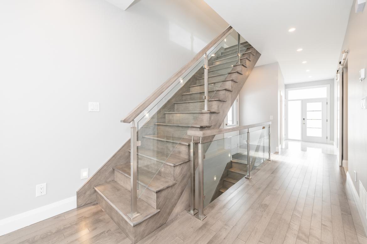 331 ATHLONE AVE 5
