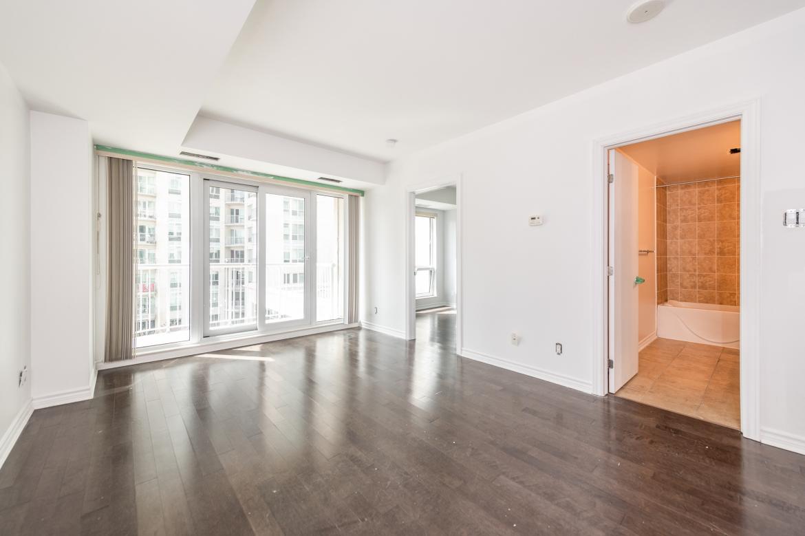 234 Rideau Street #510 8