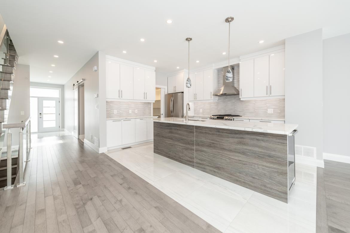 331 ATHLONE AVE 8