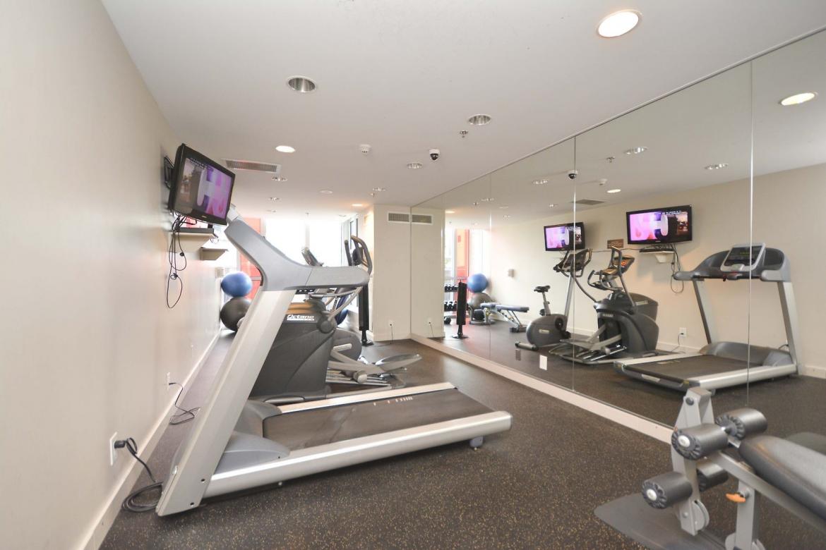 324 Laurier Ave #1709 34