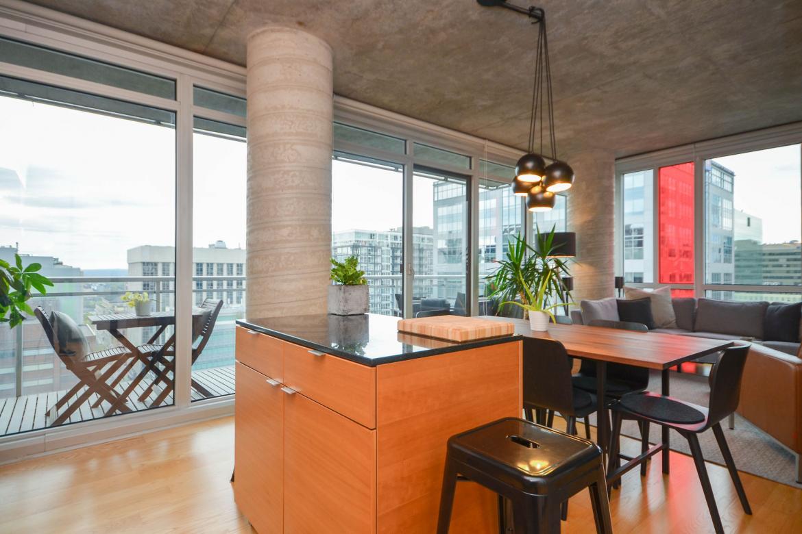 324 Laurier Ave #1709 31