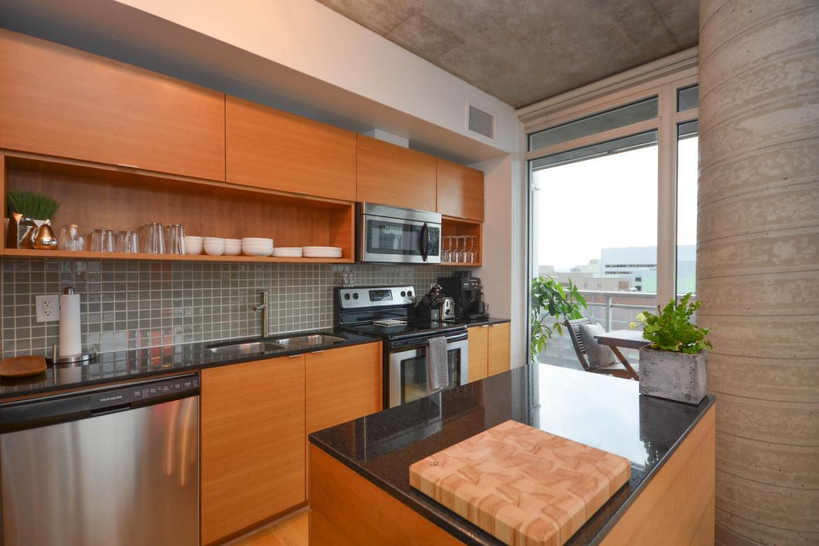 324 Laurier Ave #1709 16