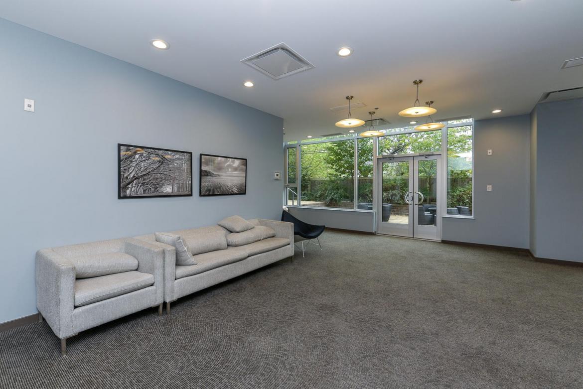 101 Richmond Road #217 28
