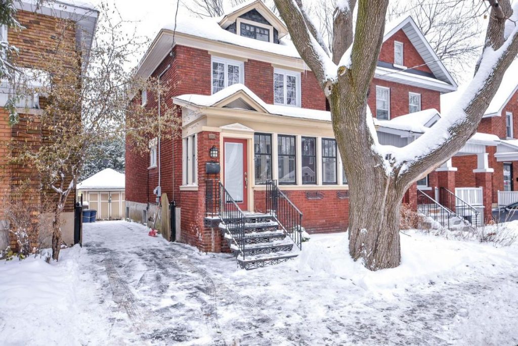 117 RUSSELL AVE