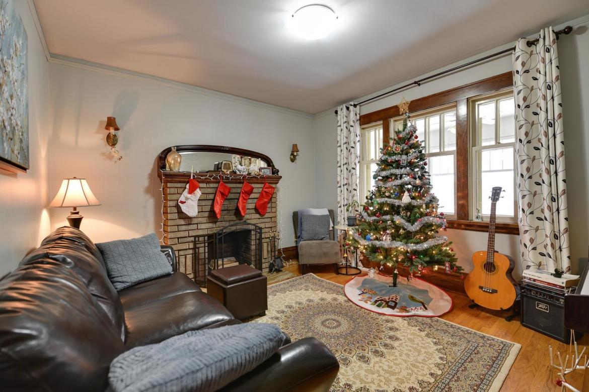 117 RUSSELL AVE 6