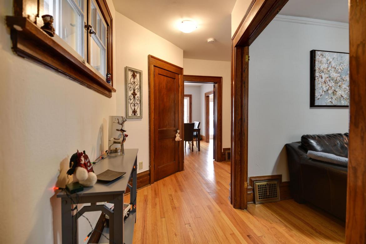 117 RUSSELL AVE 9