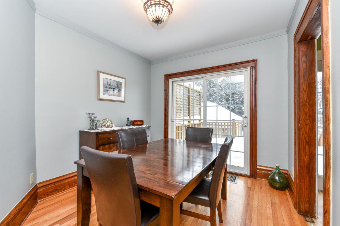 117 RUSSELL AVE 11