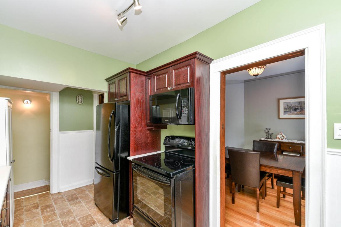 117 RUSSELL AVE 15