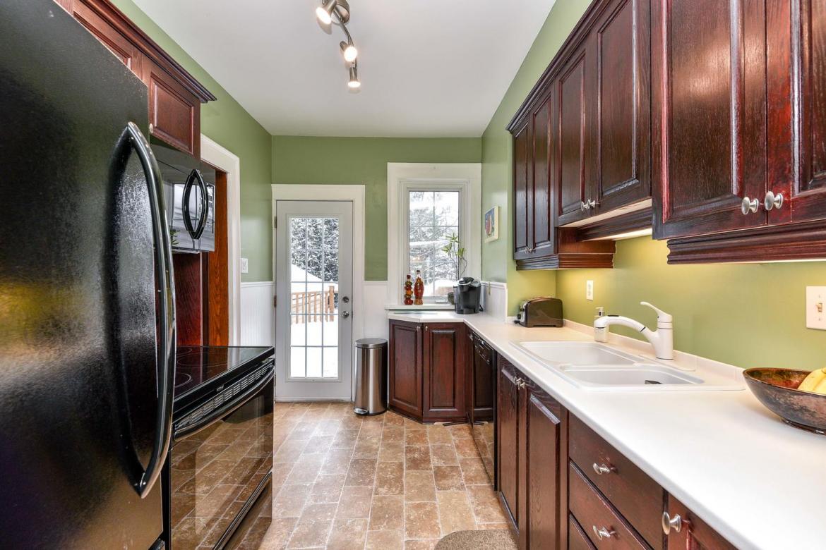 117 RUSSELL AVE 16
