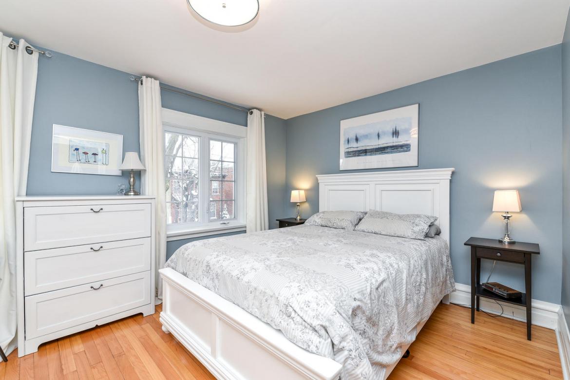 117 RUSSELL AVE 21