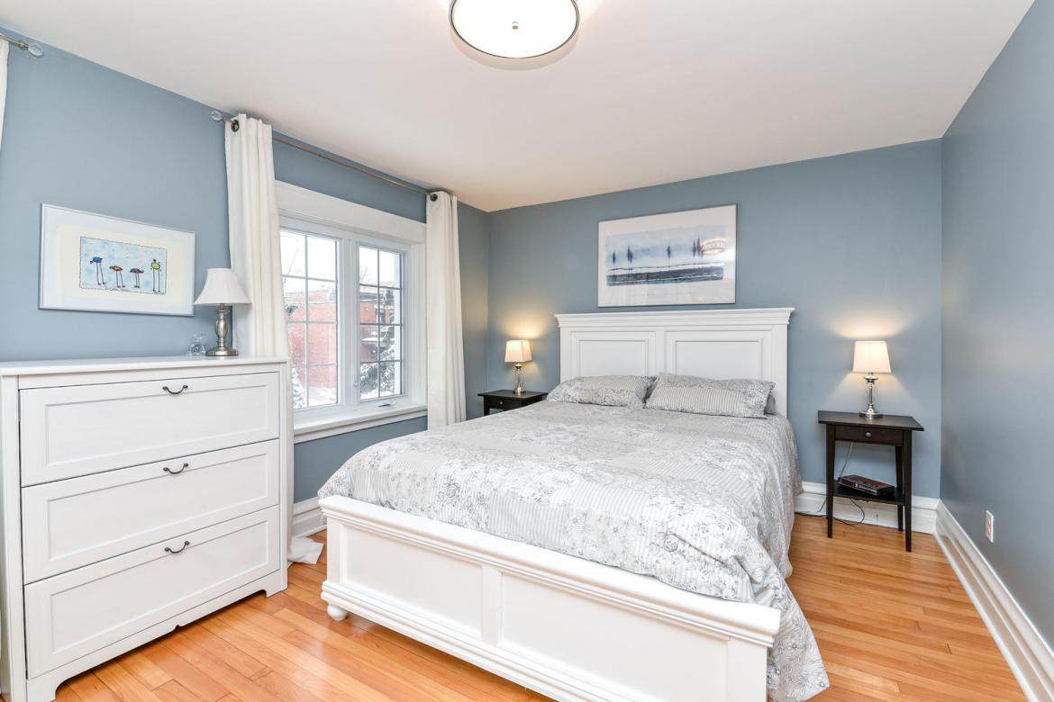 117 RUSSELL AVE 23