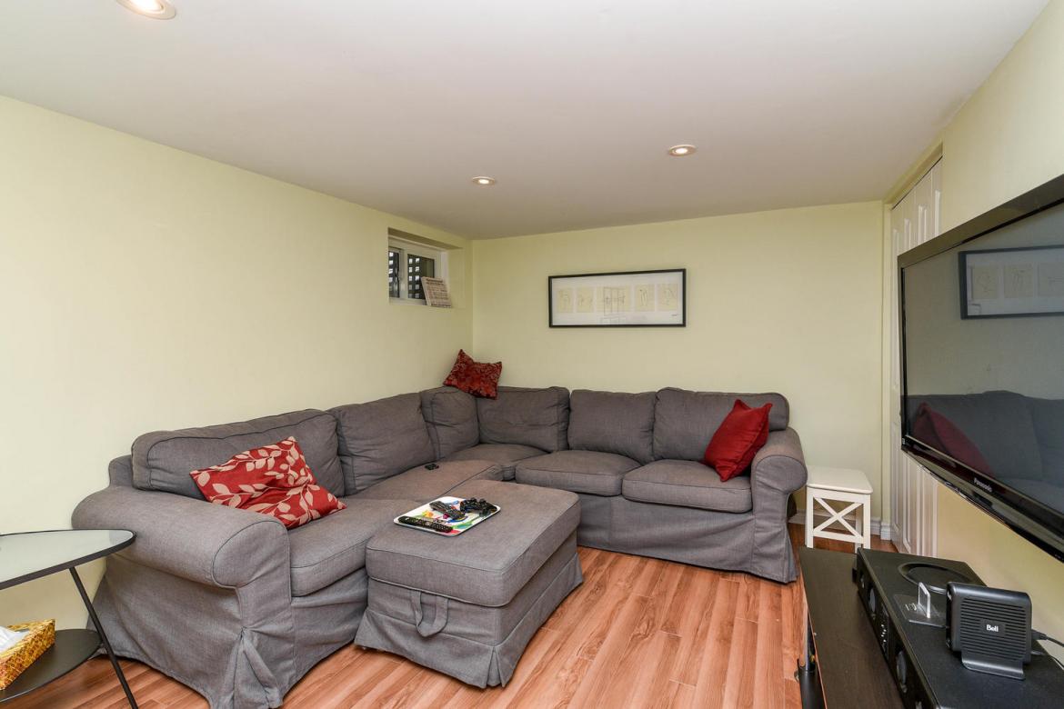 117 RUSSELL AVE 31