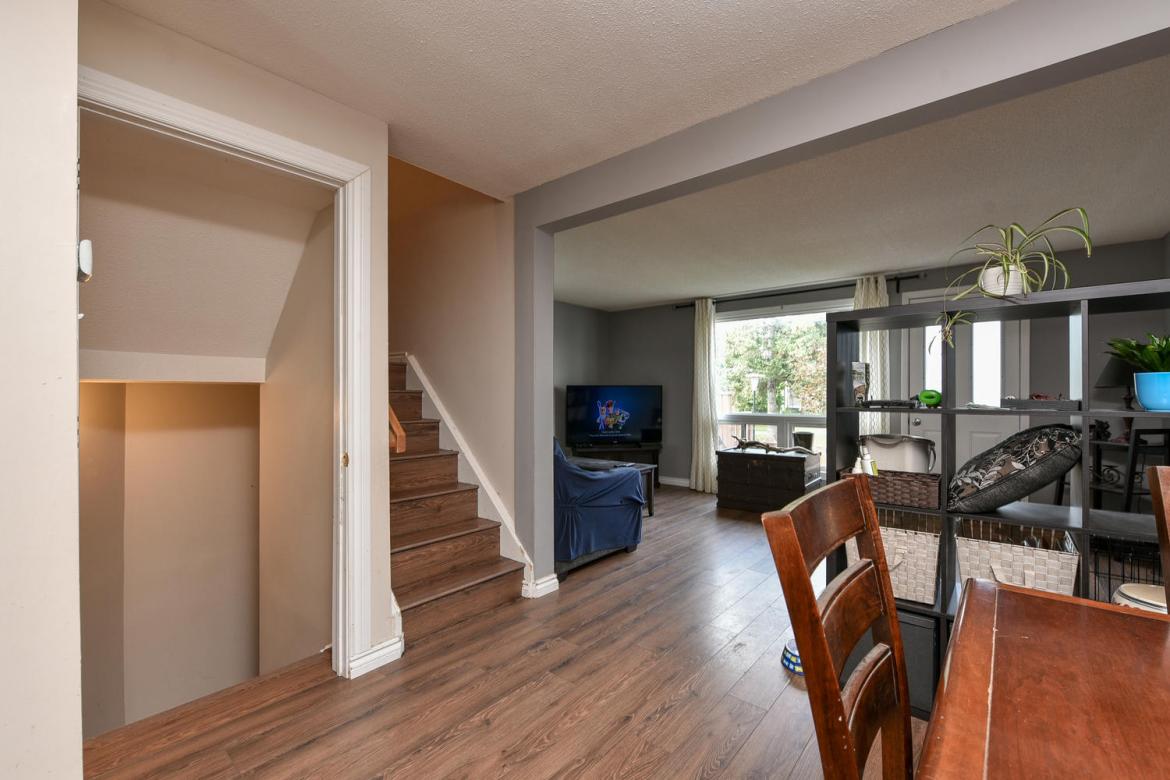 167 Thistledown Court 13