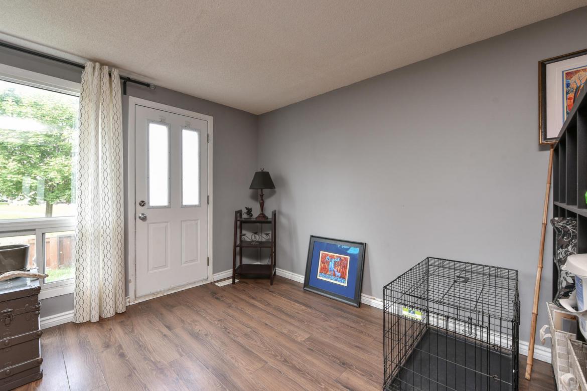 167 Thistledown Court 16