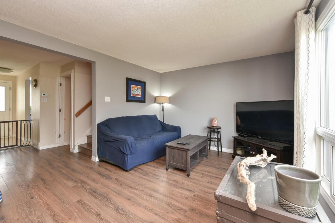 167 Thistledown Court 18