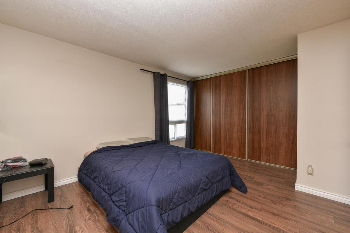 167 Thistledown Court 22