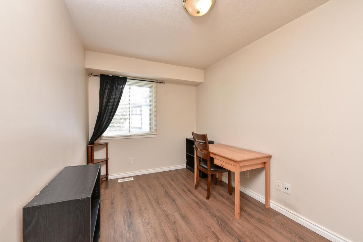 167 Thistledown Court 25