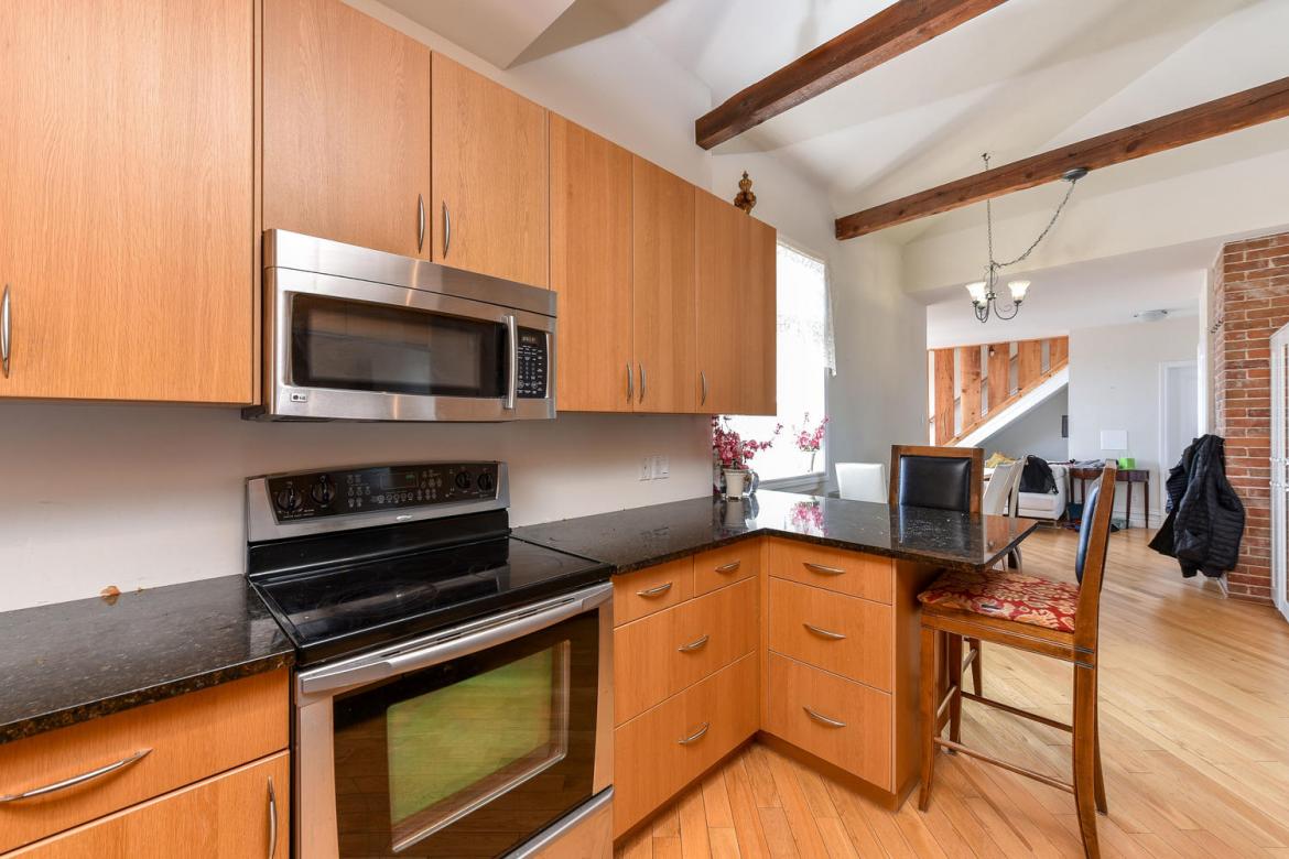 17 Marlborough Ave 17