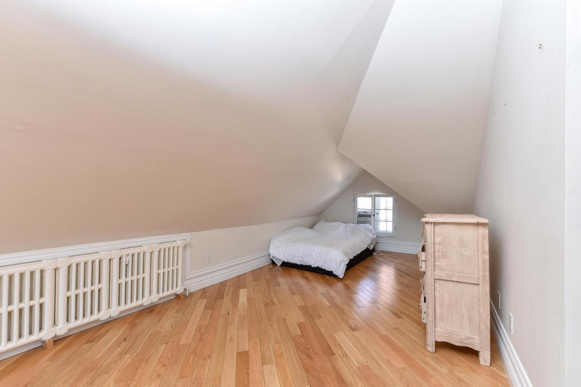 17 Marlborough Ave 23