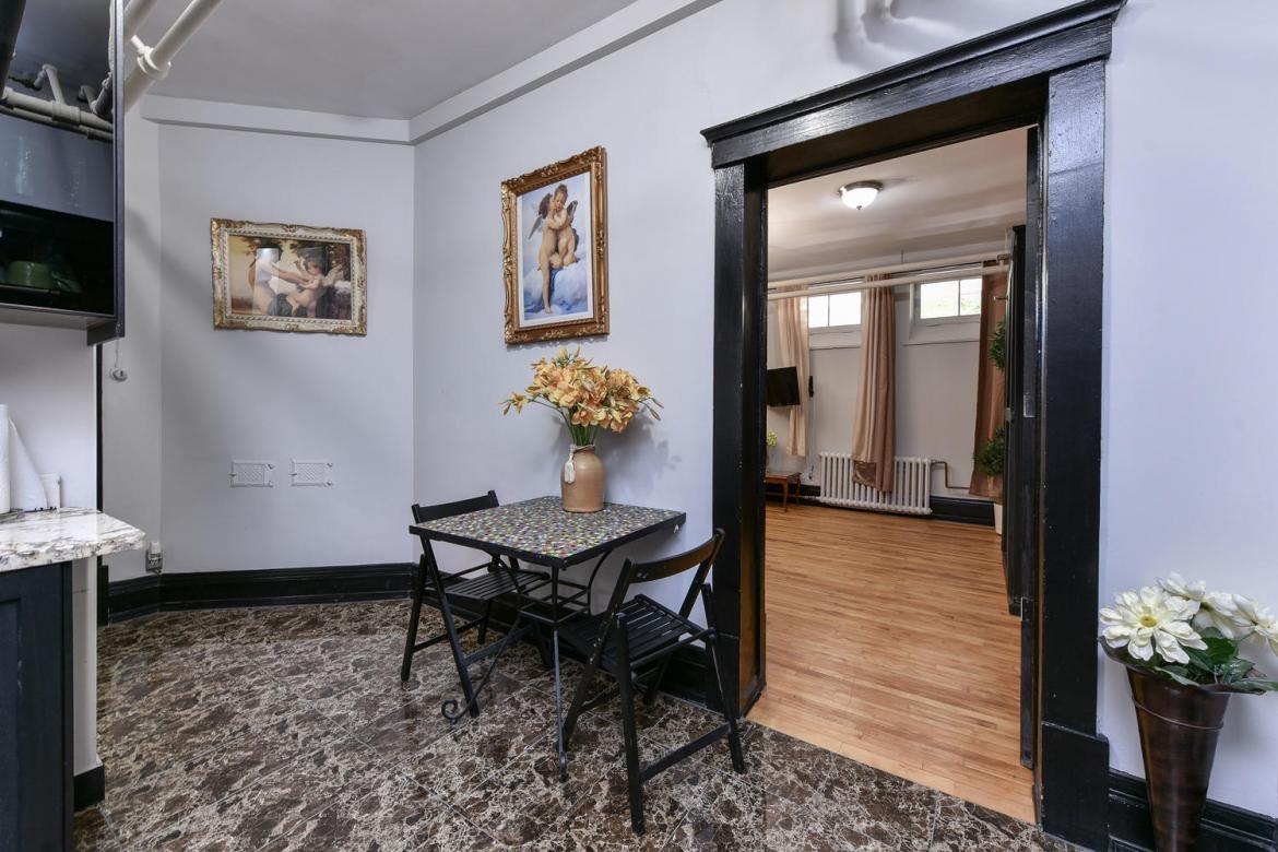 17 Marlborough Ave 42