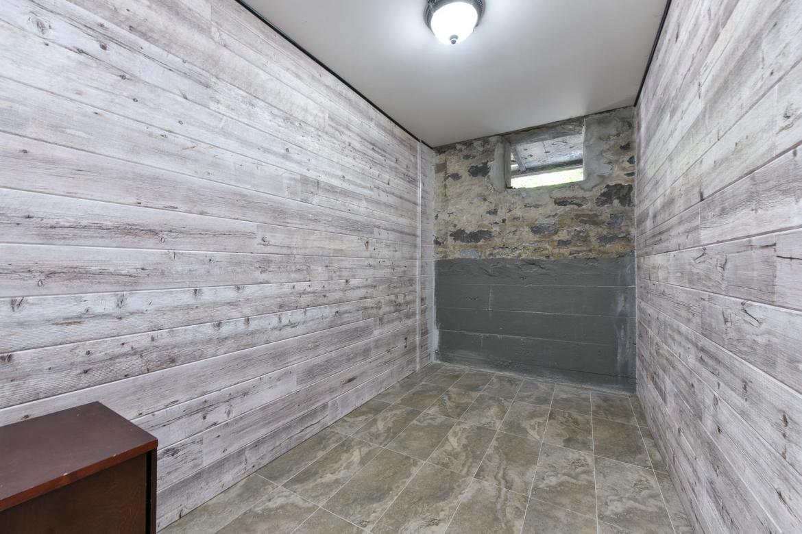 17 Marlborough Ave 52