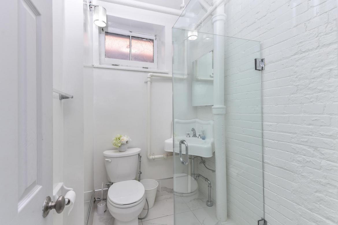 17 Marlborough Ave 54