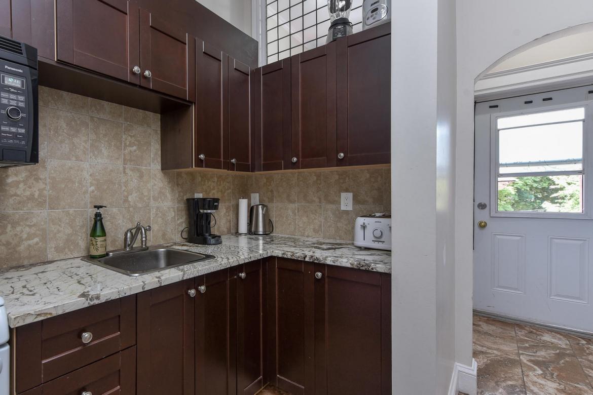 17 Marlborough Ave 72