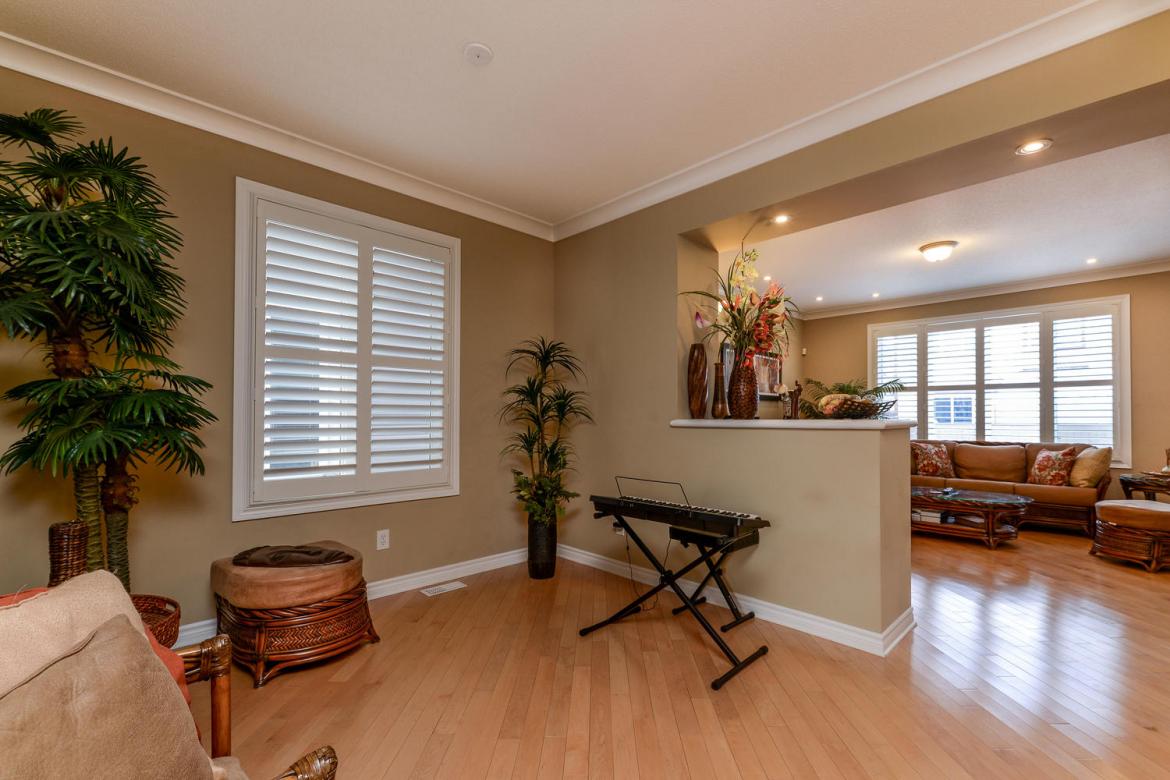 1783 Maple Grove 5