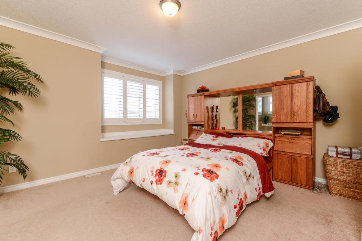 1783 Maple Grove 25
