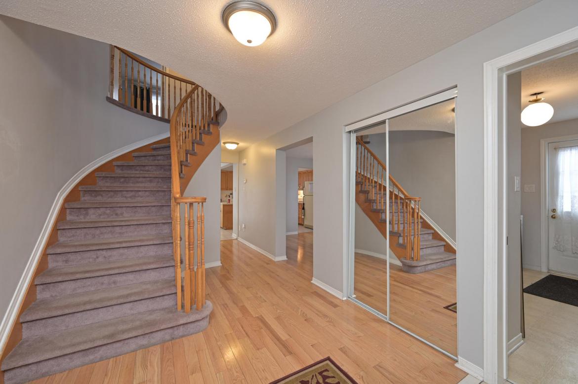 1868 Robinwood Pl 46
