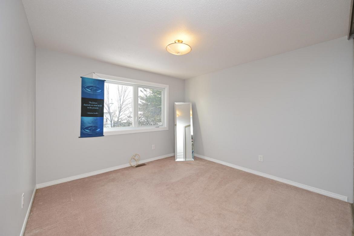 1868 Robinwood Pl 18