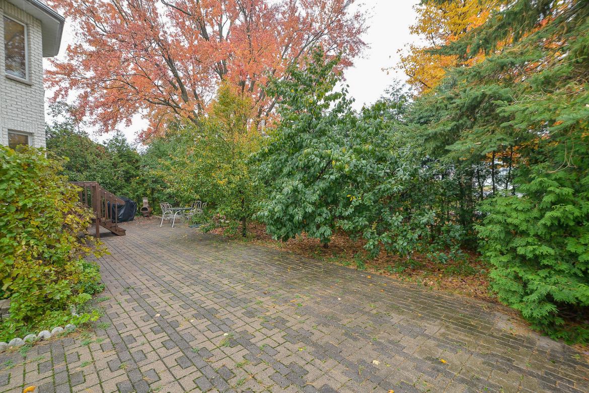 1870 Rosebella Ave 5