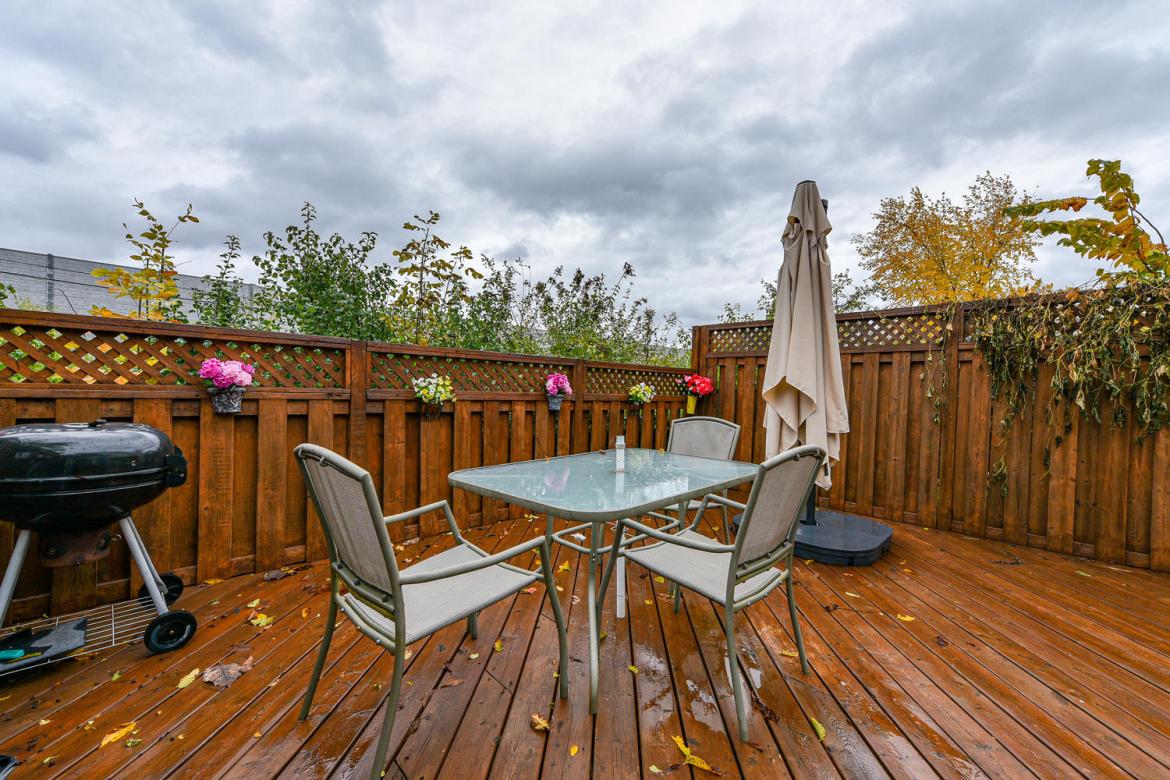 2050 Avenue P 8
