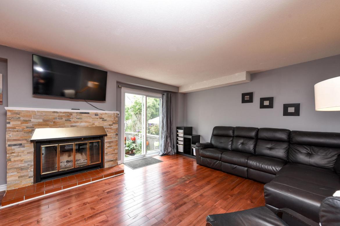6992 Bilberry Drive 16