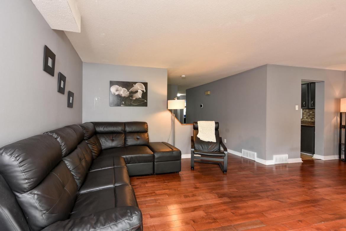 6992 Bilberry Drive 20