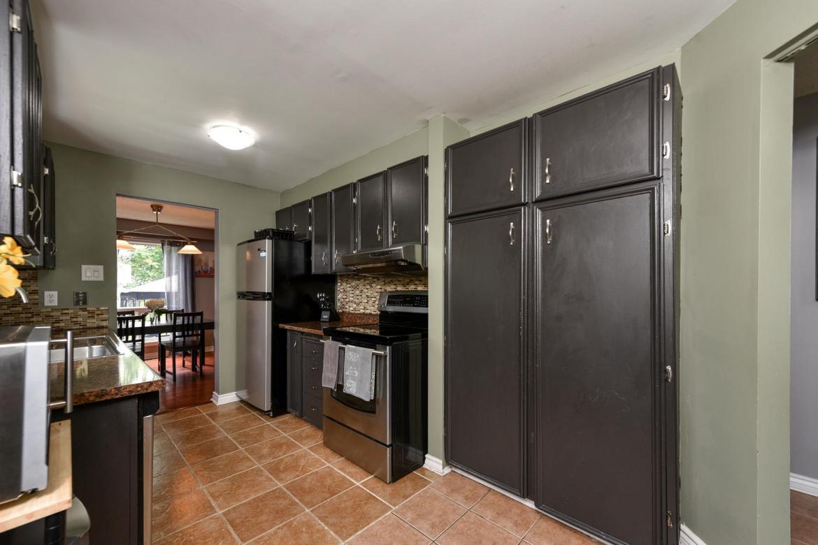 6992 Bilberry Drive 33