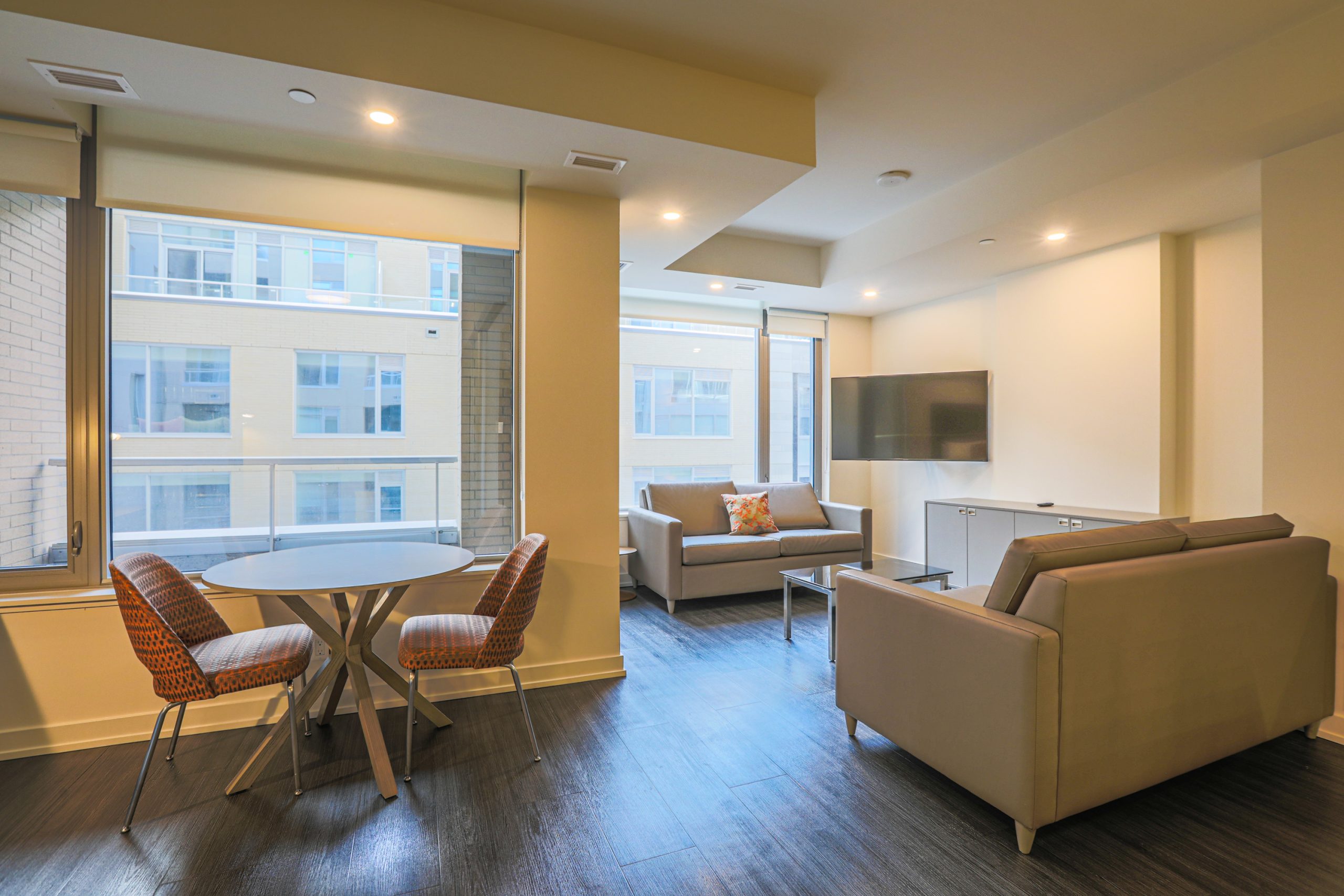 101 Queen Street #511 4