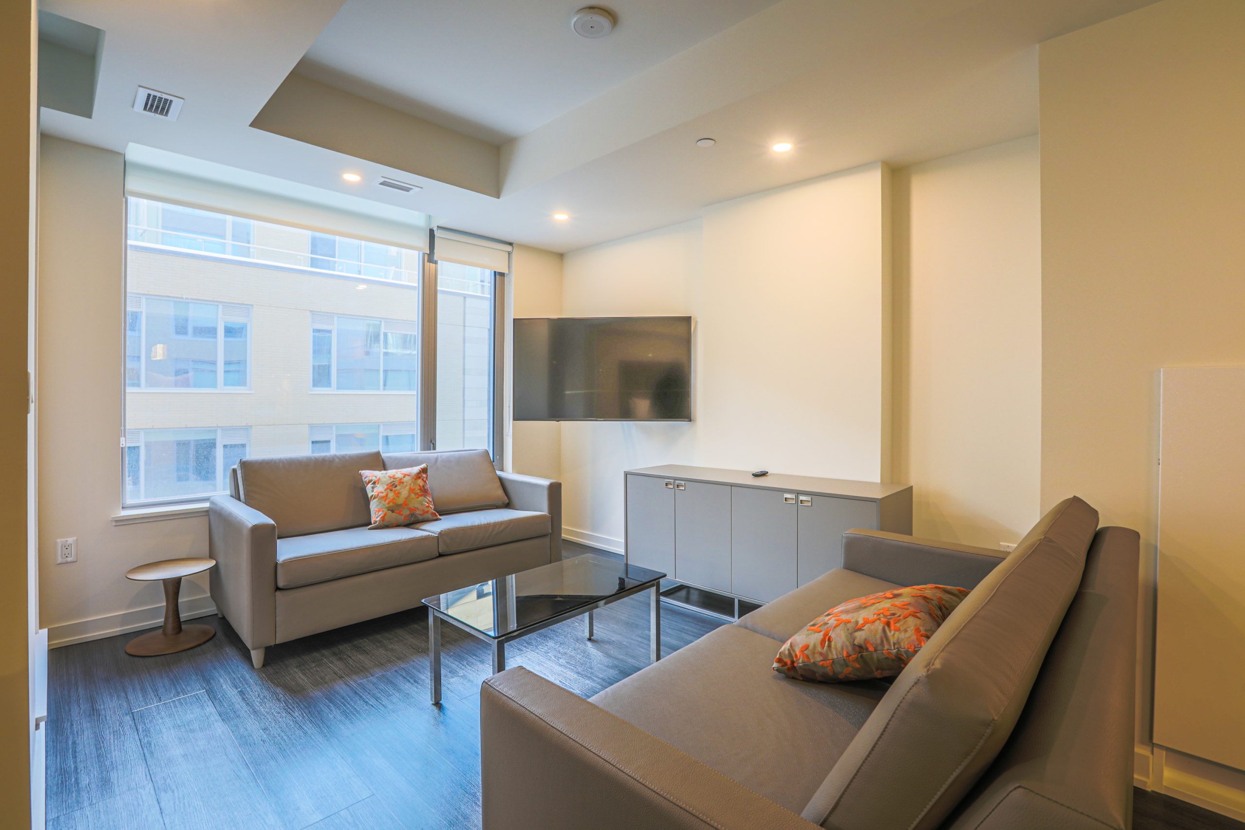 101 Queen Street #511 5