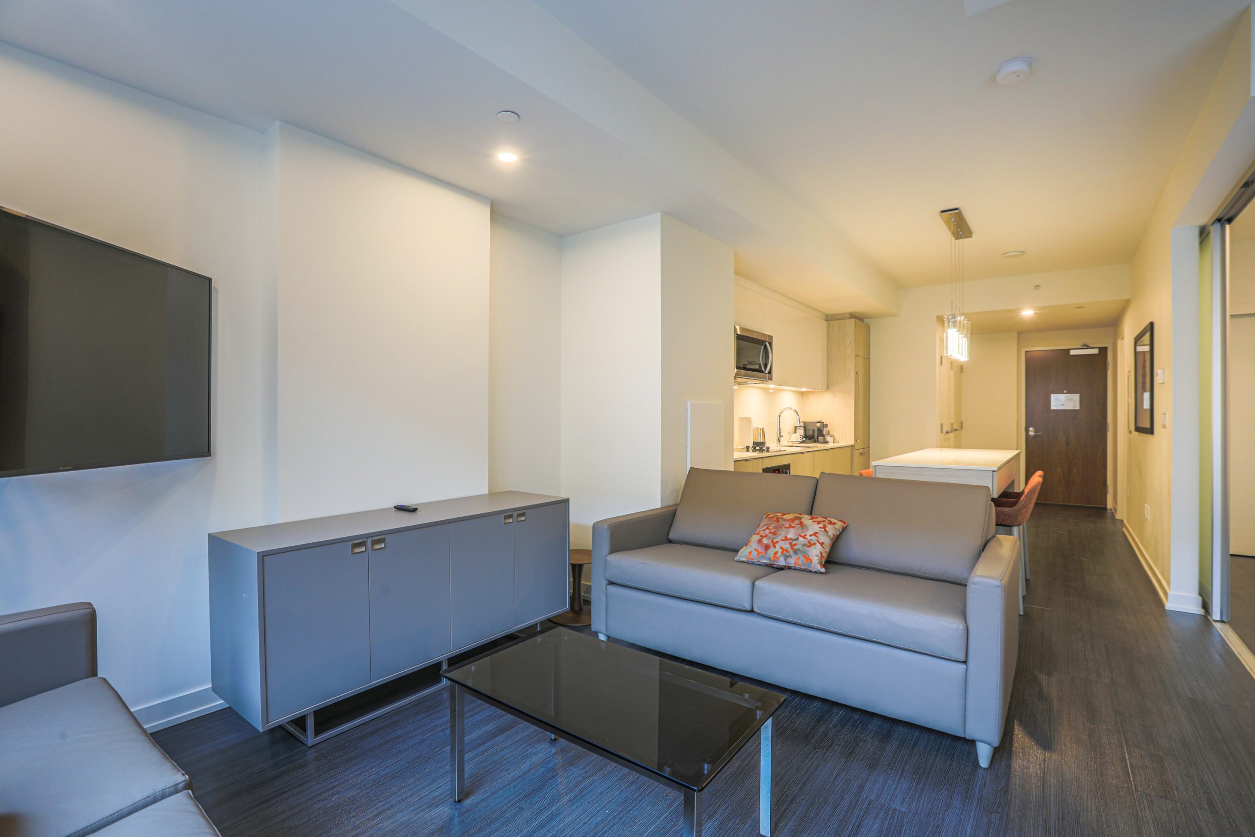 101 Queen Street #511 6