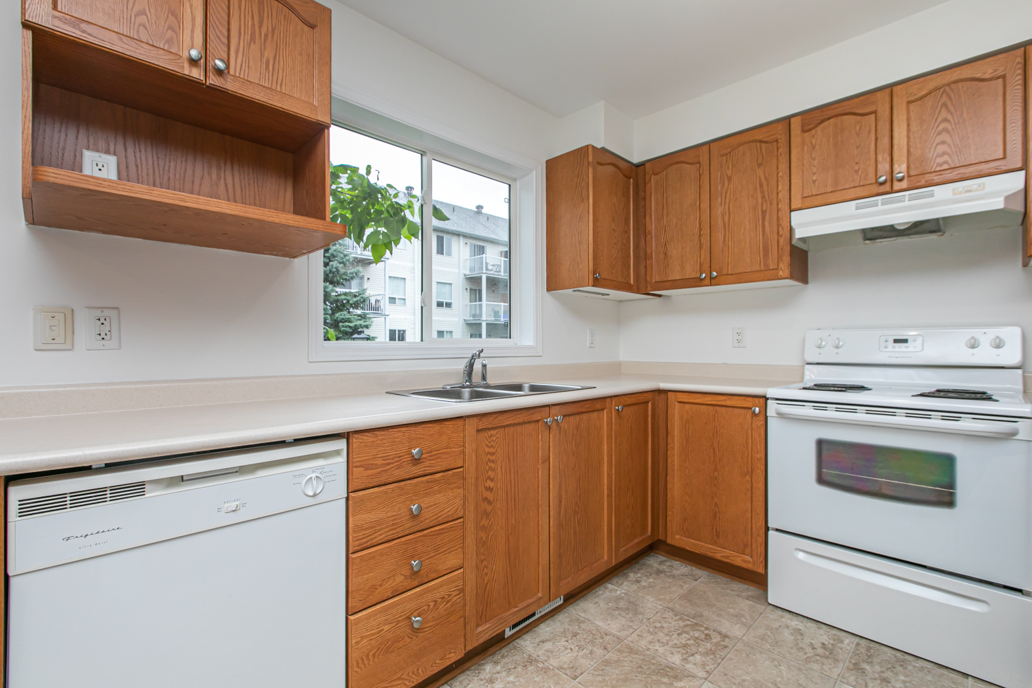 254 Gershwin Private 6