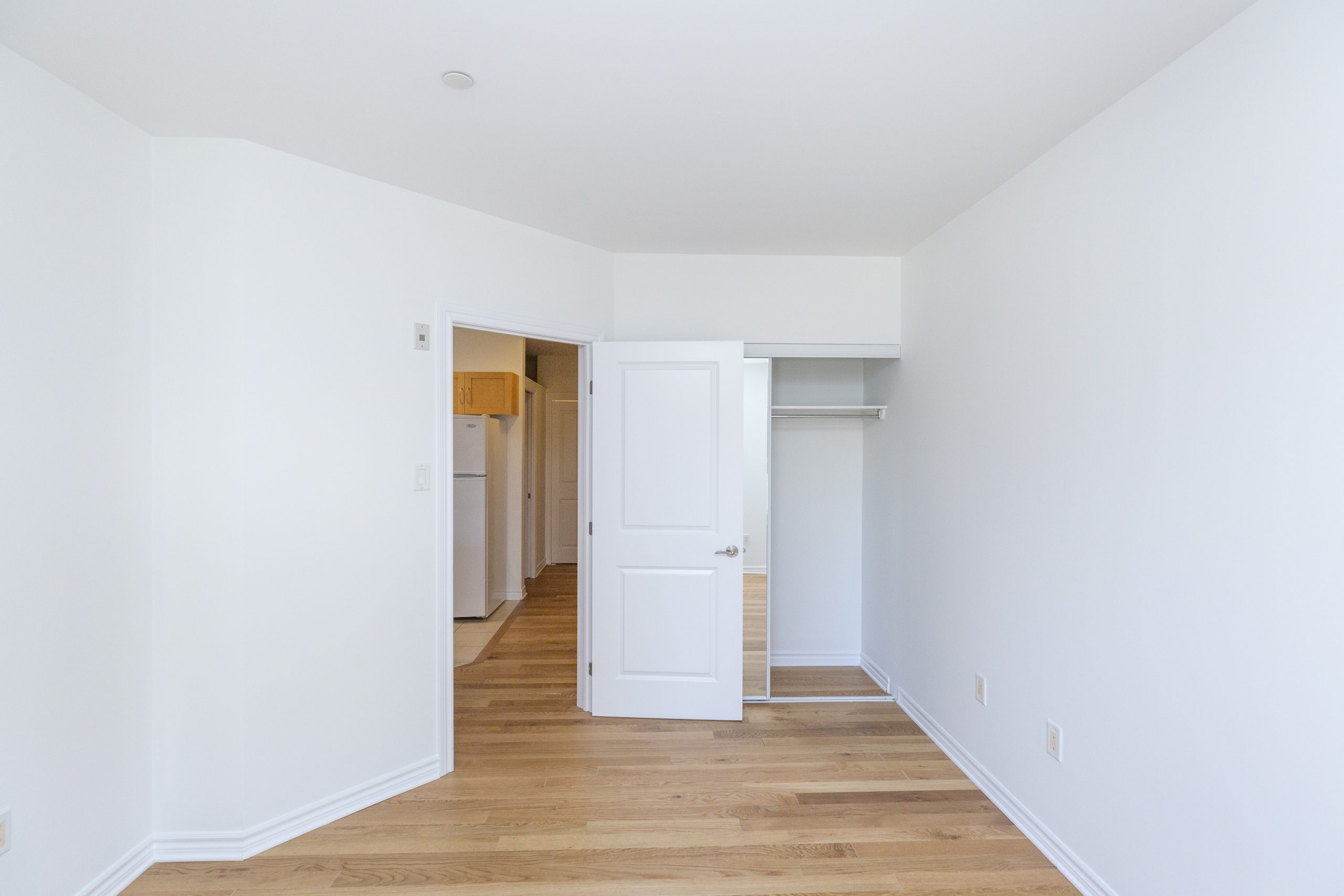 314 Central Park Drive 16