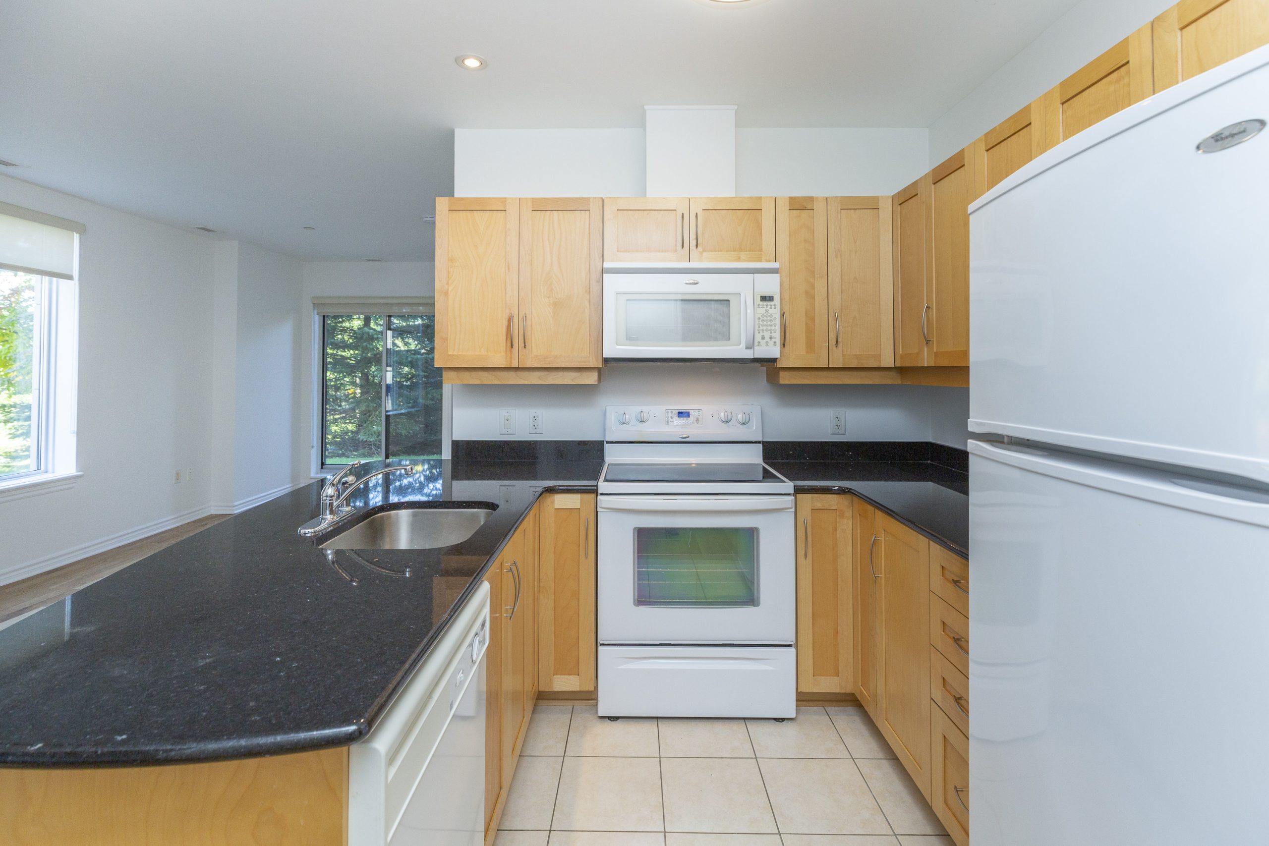 314 Central Park Drive 10